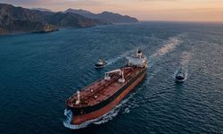 Hürmüz’den petrol akışı 33,7 milyon varile ulaştı