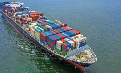 Hürmüz krizi süper tanker navlunlarını rekora taşıdı
