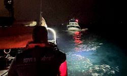 Kısırkaya önlerinde sürüklenen tekne kurtarıldı