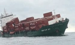 "Karadeniz’de üç deniz dronuyla vurulan konteyner gemisi battı"