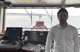 SUBÜ öğrencileri, +1 uygulamasını açık denizlerde yapıyor