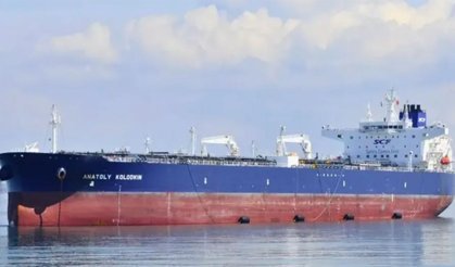 Rus petrol tankeri Küba'ya ulaştı