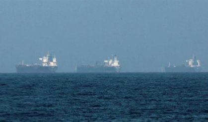 Hürmüz'de trafik savaş sonrası en yüksek seviyeye ulaştı