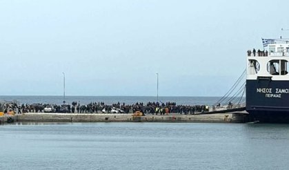 Midilli gümrüğü kapandı, Ayvalık seferleri askıya alındı