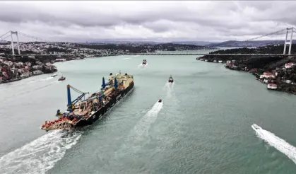 İstanbul ve Çanakkale Boğazı'ndan gemi geçiş ücretlerine zam