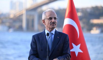 Uraloğlu: Türk sahipli deniz ticaret filomuz 2 bin 262 gemiye çıktı