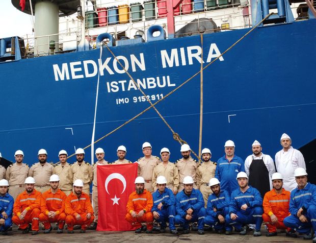 MEDKON MIRA konteyner gemisi Türk bayrağı çekti