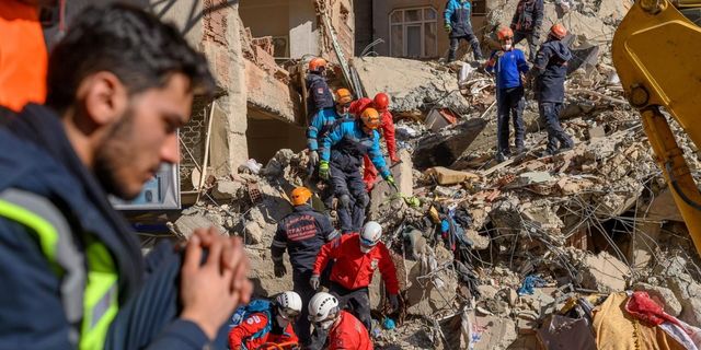 Deprem felaketinde can kaybı 31 bin 643'e yükseldi