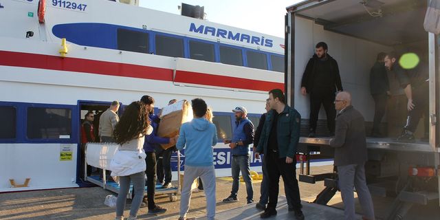 Rodos, depremzedeler için üçüncü kez feribot dolusu yardım yolladı