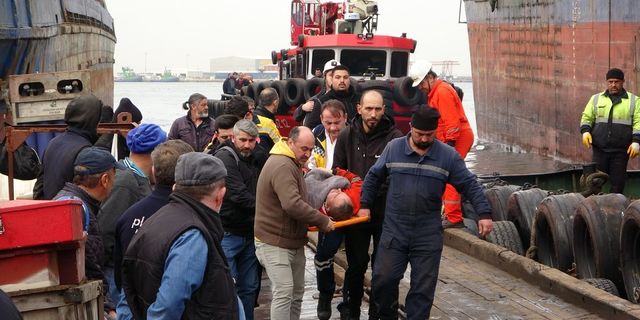 Tuzla’da gemide çalışan işçi 7 metreden düşerek yaralandı