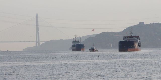 İstanbul Boğazı'ndan 2022'de 35 bin 146 gemi geçti