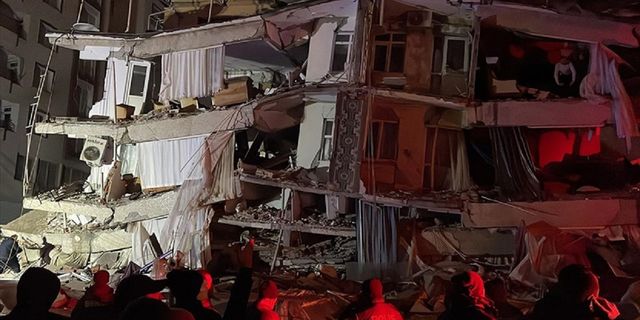 Kahramanmaraş merkezli 7,4'lük deprem 10 ili vurdu