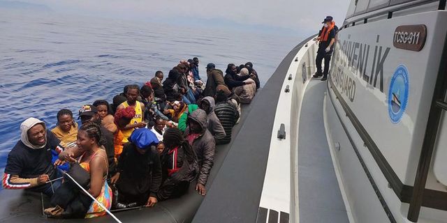 Dalaman açıklarında 46 göçmen kurtarıldı