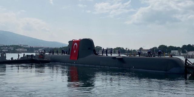 ‘HIZIRREİS’ suya indirildi