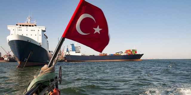 Türkiye ekonomisi ilk çeyrekte yüzde 4 büyüdü