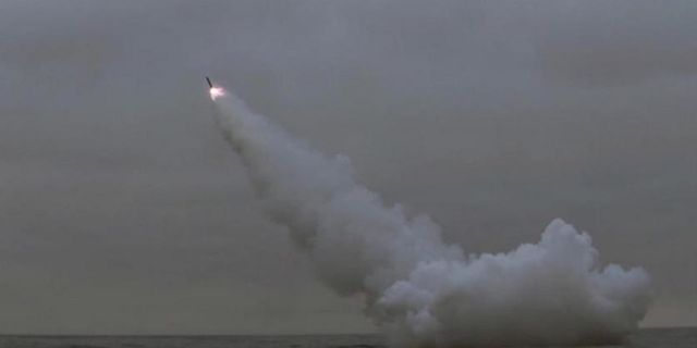 Kuzey Kore balistik füze fırlattı