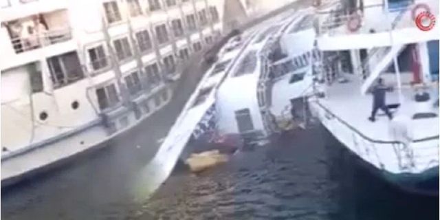 Mısır’da yolcu gemisi battı
