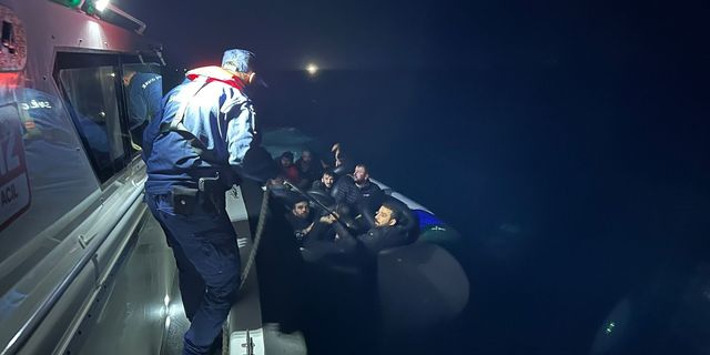 Can salları içindeki 91 düzensiz göçmen kurtarıldı