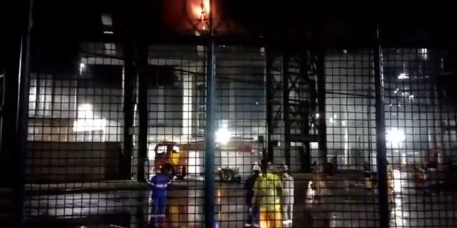 Brezilya'nın Paranagua limanı yangının ardından kapatıldı
