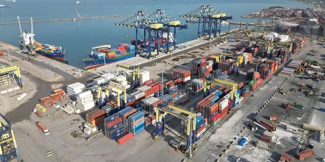 İskenderun Limanı'nda bir rıhtım daha gemi trafiğine açıldı