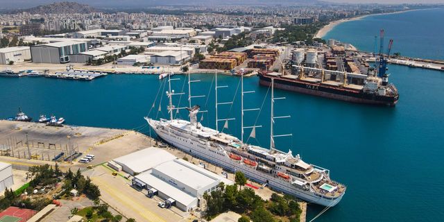 QTerminals Antalya 2022'de 26 kruvaziyer gemi ağırladı