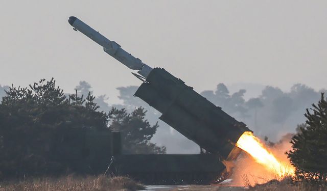 Kuzey Kore: "Karadan denize fırlatılan Padasuri-6 füzesi test edildi"