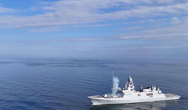 MİDLAS, ilk füze atışını TCG İstanbul’dan yaptı
