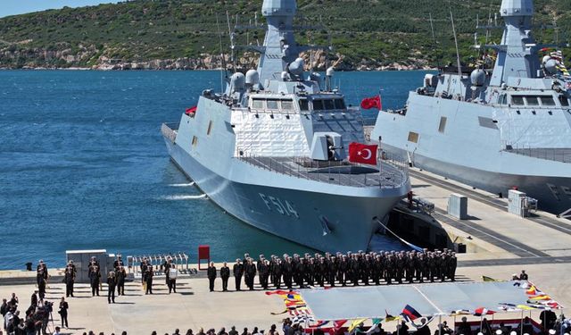 TCG Kınalıada Foça'dan Japonya seferine çıktı