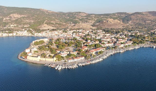 İZDENİZ ile Foça Fok Marina arasında sözleşme