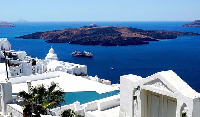 Santorini'de depreme hazırlık için liman inşa edilecek