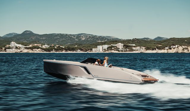 Asmira Marine, Amelia ve Frauscher ile denizde