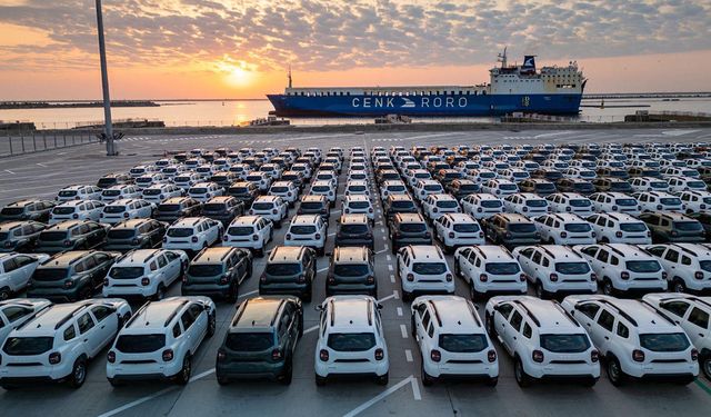 Türkiye’nin otomobil taşıyan ilk gemisi 17 yılda 1 milyon araç taşıdı