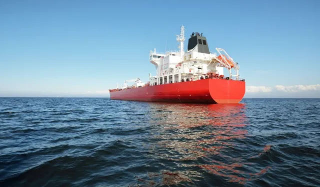 Rusya’nın tanker yoğunluğu petrol fiyatlarını çökertti