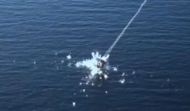 İran Deniz Kuvvetleri harekete geçti