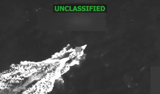 ABD ordusu karayipler’de uyuşturucu taşıyan tekneyi vurdu