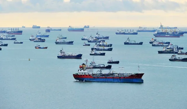 Denizlerde sahte kimlik: Yüzlerce tanker geçersiz bayrakla seyirde