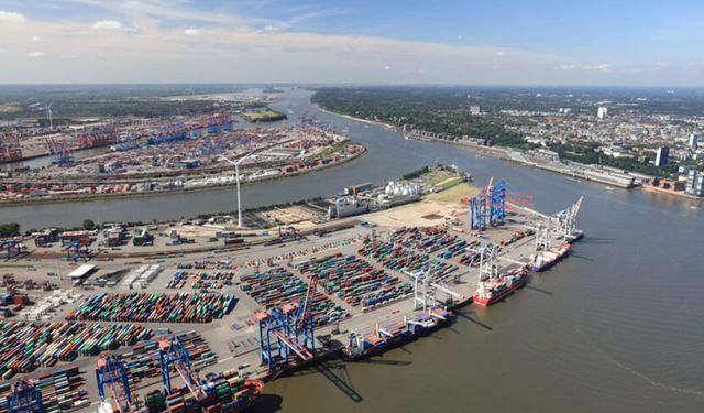 Cosco, Alman nakliye ve intermodal hizmet sağlayıcısını satın aldı