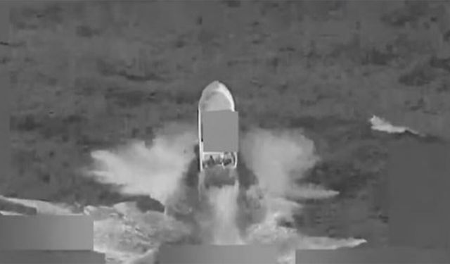 ABD'den Pasifik'te uyuşturucu taşıdığı belirtilen tekneye saldırı