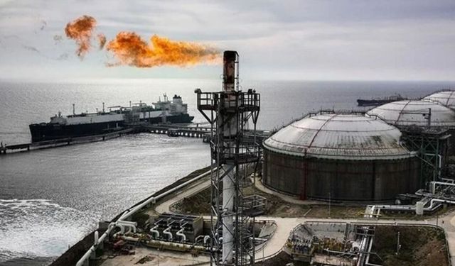 İran'dan Katar'daki LNG üretim tesisinin bulunduğu bölgeye füze saldırısı