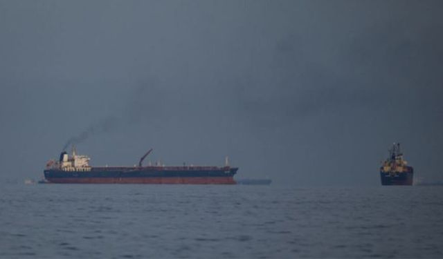 Suudiler, petrol alıcılarına Kızıldeniz seçeneğini sunuyor