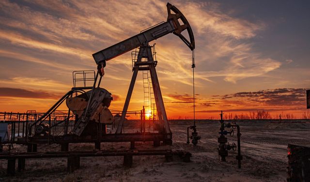 Petrol son üç haftanın zirvesini gördü