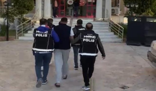 Aydın'da teknede 186 kilo uyuşturucu ele geçirildi