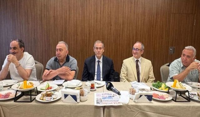 Antalya’nın liman vizyonu Forum X’te masaya yatırıldı