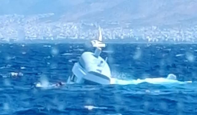 Türk bayraklı katamaran Yunanistan açıklarında battı