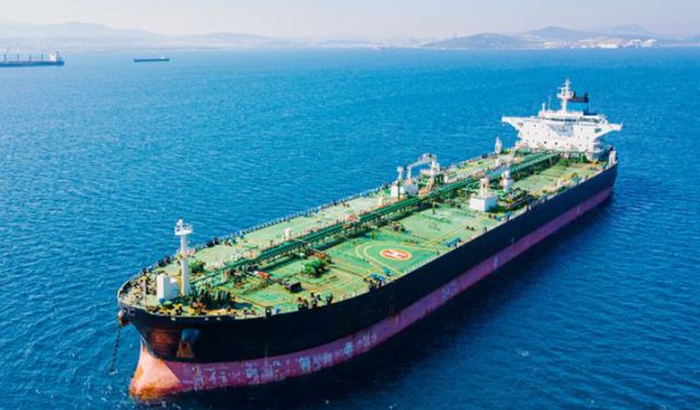 Süper tanker kiraları 40 kat arttı