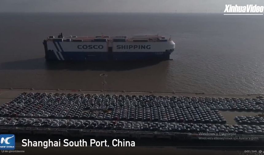 Çin'den Türkiye'ye hareket eden 4 bin araç yüklü geminin görüntüleri paylaşıldı