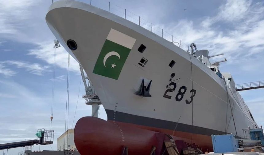 Pakistan MİLGEM'de son gemi suyla buluştu