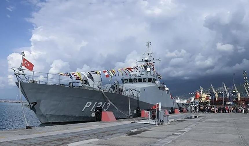 Deniz Kuvvetleri'ne ait 23 gemi, 23 limanda ziyarete açıldı