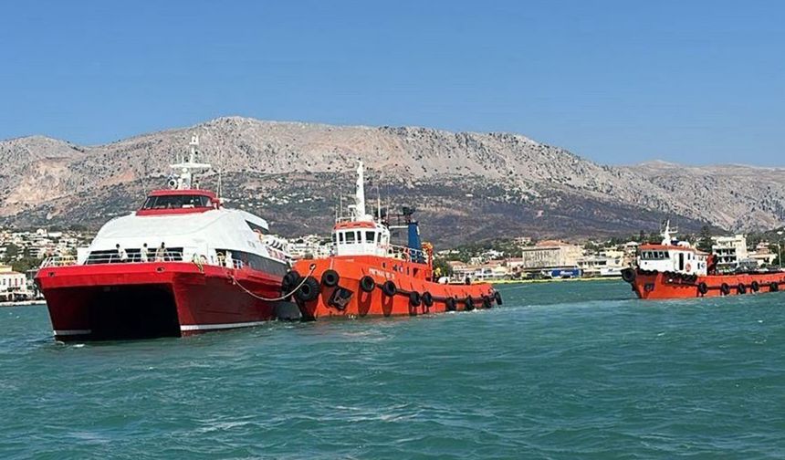 Çeşme-Sakız seferinde gemi kazası