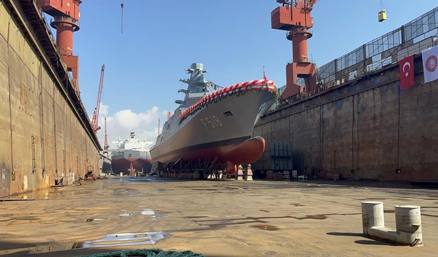 Yalova'da TCG İçel fırkateyni suya indirildi